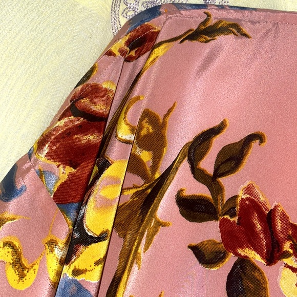 VINCE CAMUTO FLORAL KIMONO-STYLE ROBE SZ S100% POLYESTER - Picture 13 of 13